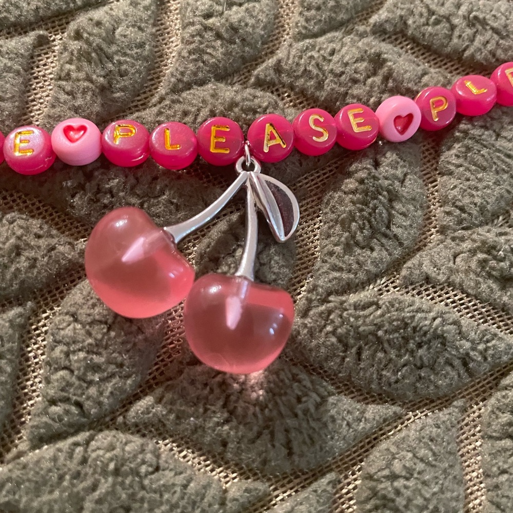 Please please please bracelet Sabrina Carpenter inspired - Picture 2 of 6